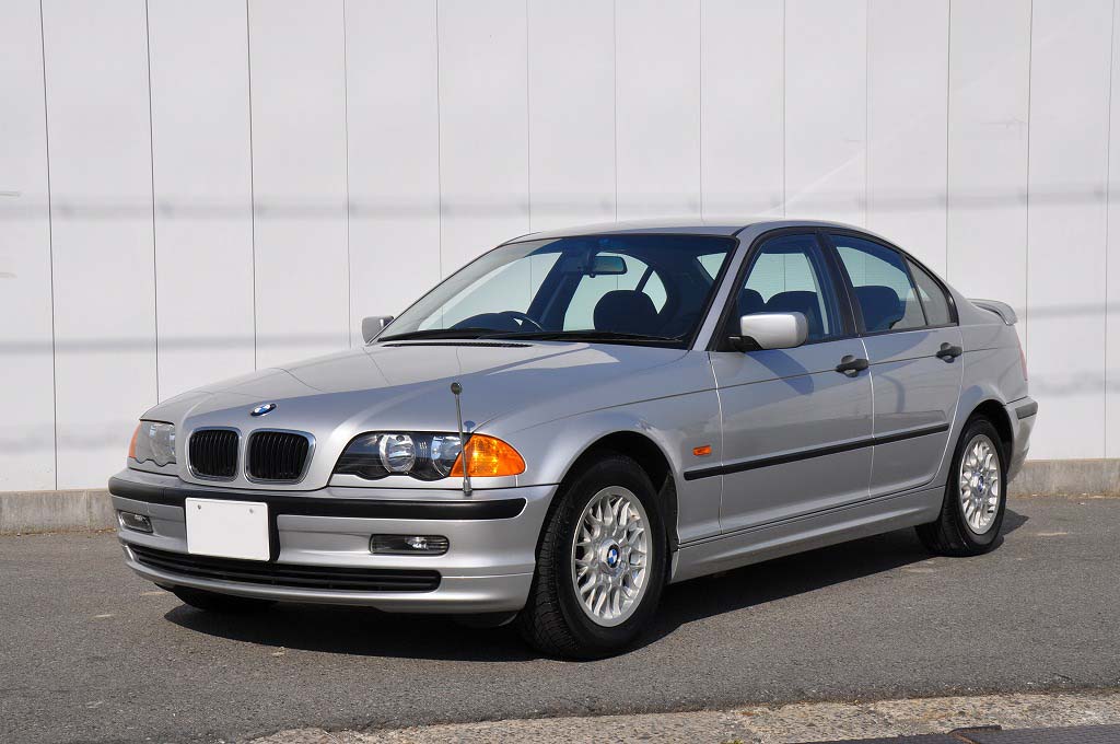 1999 BMW 318I GF-AL19